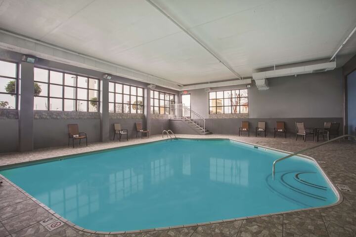 Pool 5 of 53