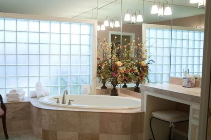 The Sanford House Inn & Spa