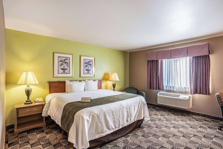 Quality Inn & Suites Hannibal West