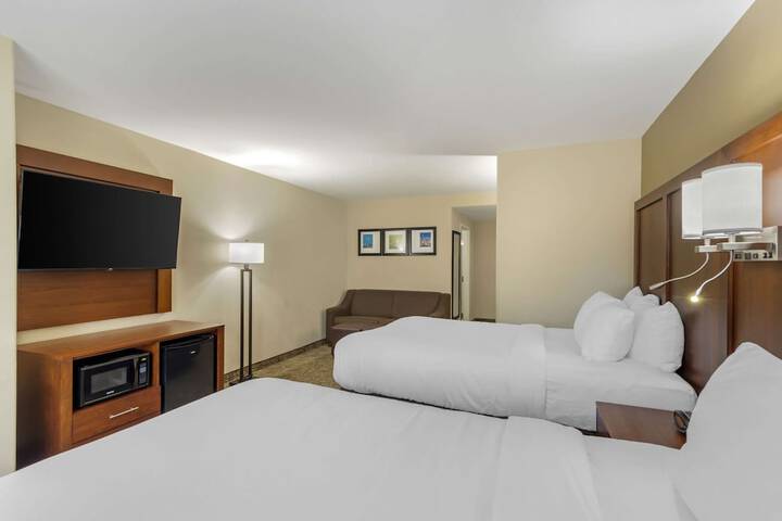Room 37 of 47