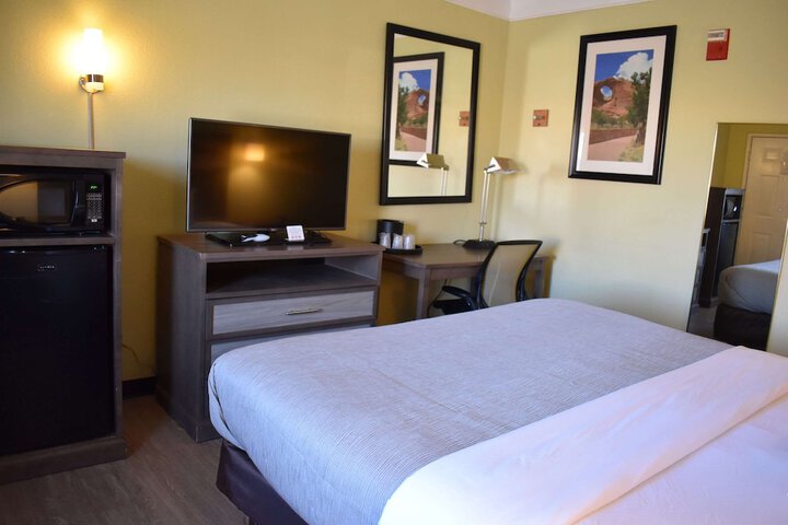Room 80 of 88
