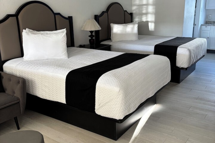 Holiday Isles Resort