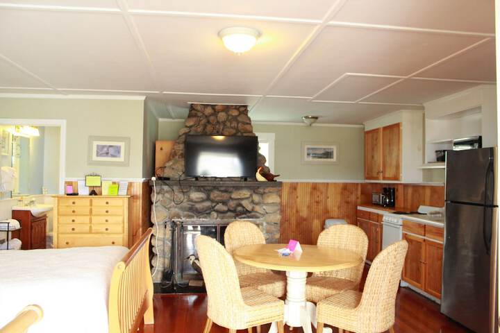 Room 48 of 230