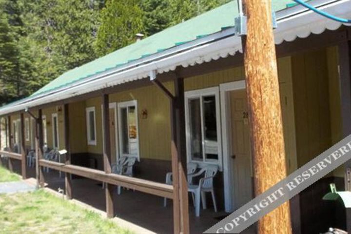 WHITE CHIEF MOUNTAIN LODGE