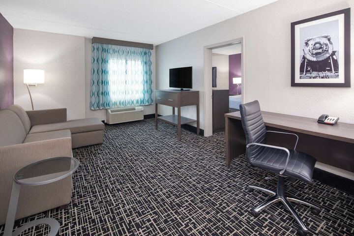 Room 31 of 60