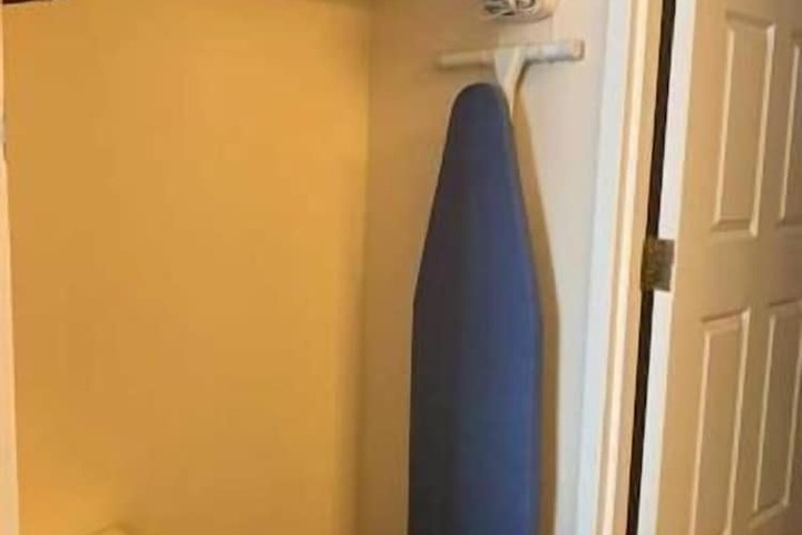 Room 13 of 29
