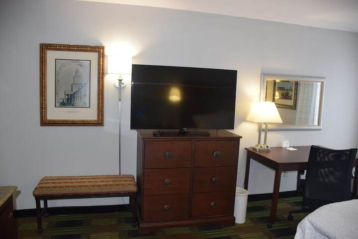 Room 19 of 40