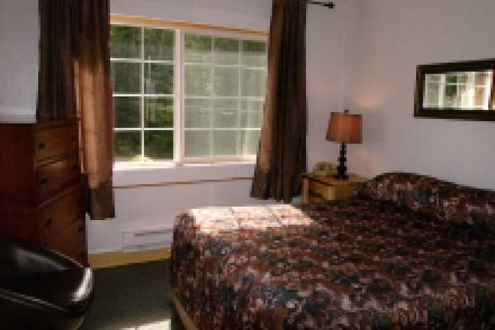 Room 65 of 99