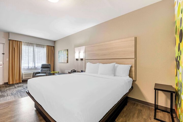 Room 43 of 57