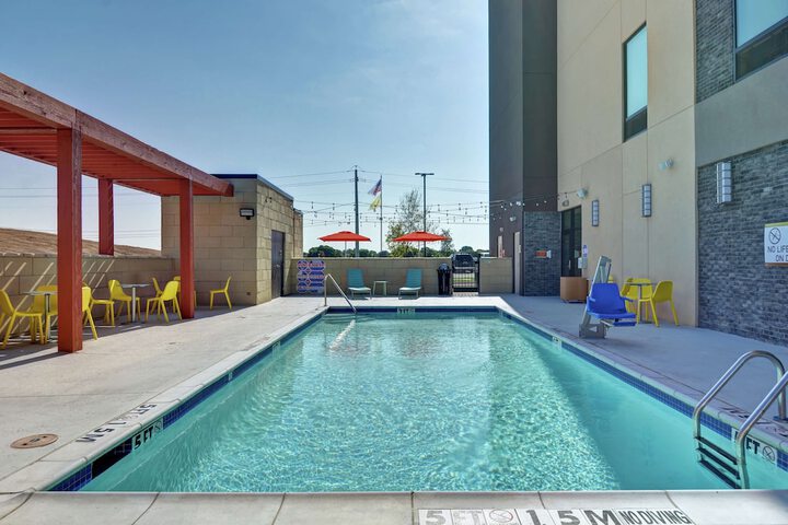 Pool 5 of 44