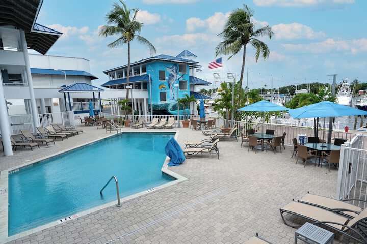 Pirates Cove Resort & Marina