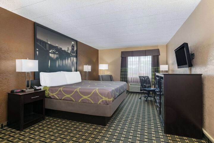 Room 19 of 27
