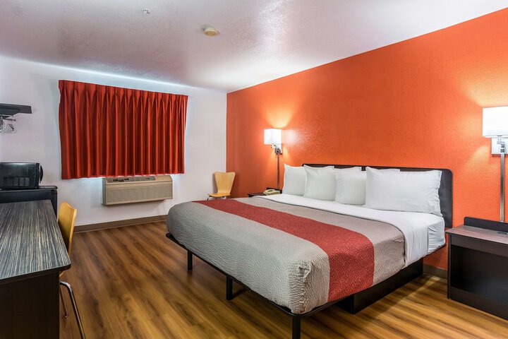Room 22 of 30
