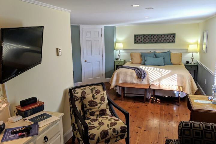 Room 54 of 78