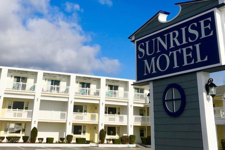 Sunrise Motel