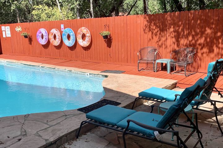 Pool 26 of 110
