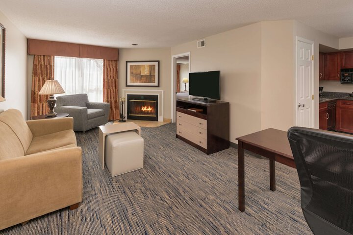 Room 21 of 36