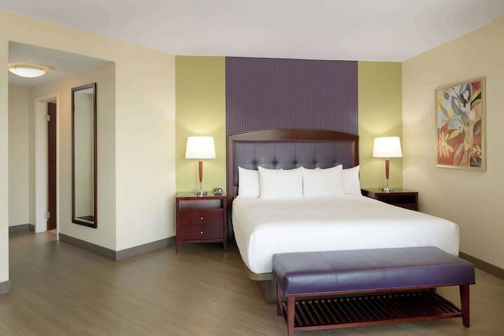 Hilton Charlotte Uptown