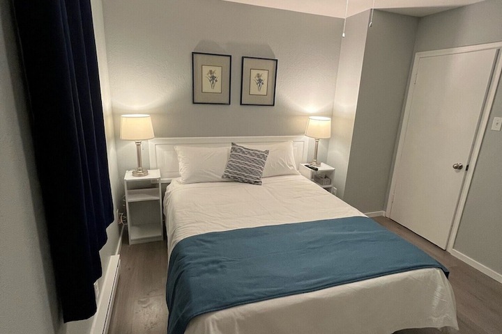 Room 26 of 86