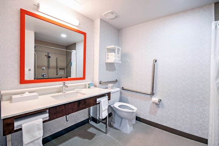 Hampton Inn by Hilton Ottawa