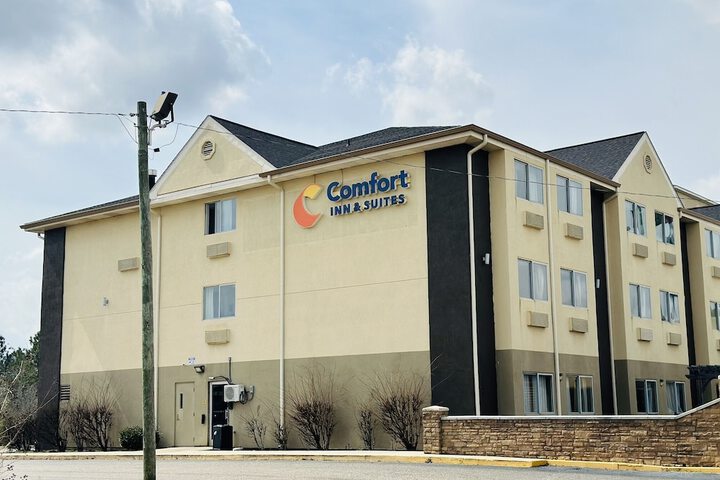 Hotel 6 of 65