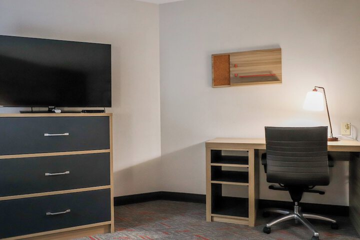 Room 63 of 96