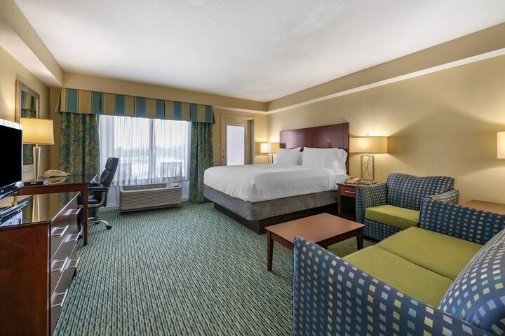 Room 49 of 119