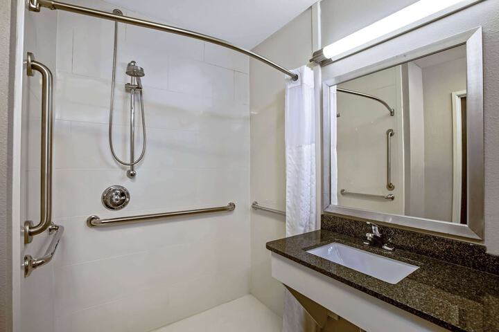 Room 20 of 31