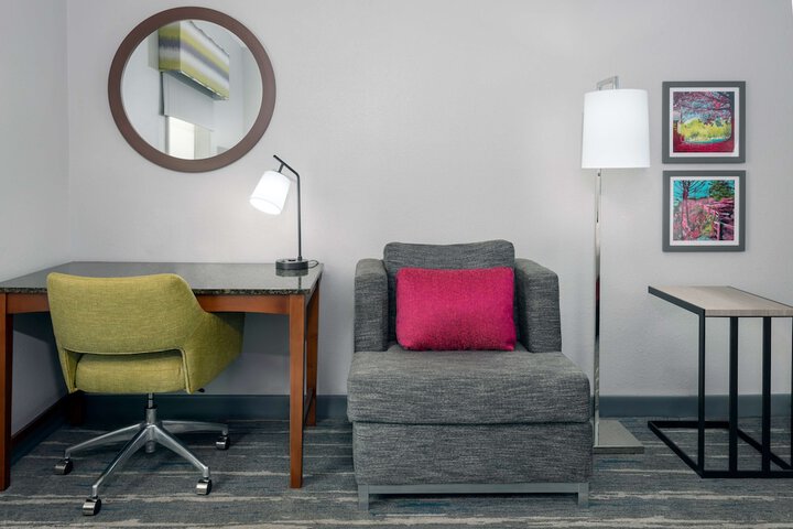 Room 18 of 33