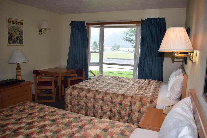 Room 14 of 33
