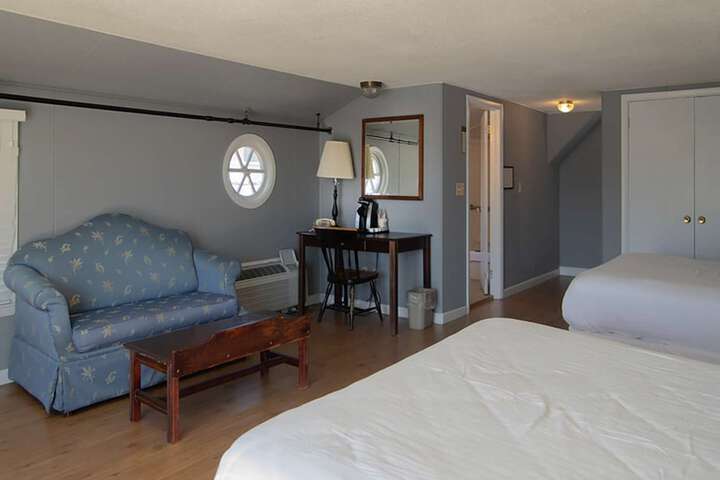 Room 82 of 247