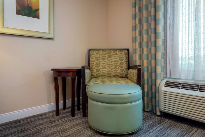 Room 23 of 63