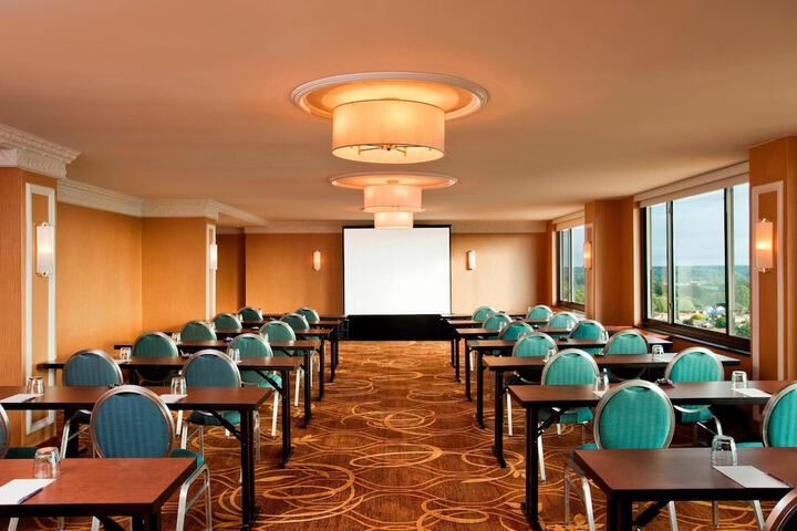 Sheraton Pentagon City Hotel