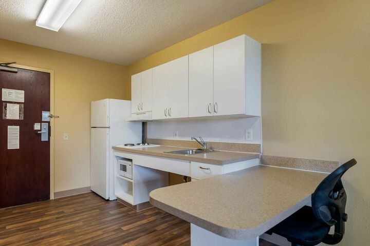 Extended Stay America Suites Chicago Gurnee
