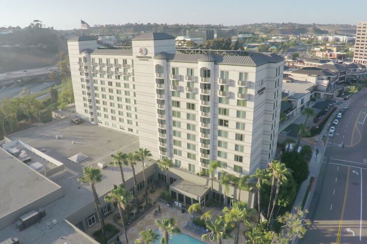 Hotel 3 of 85