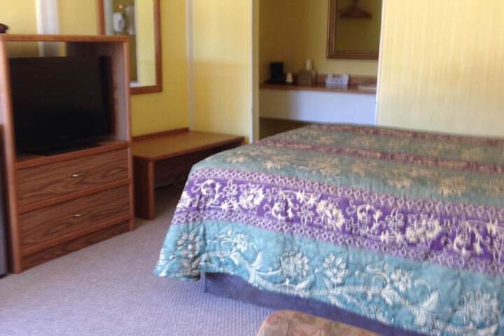 Room 15 of 23