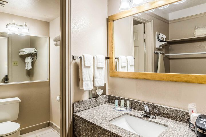 Quality Inn Buffalo