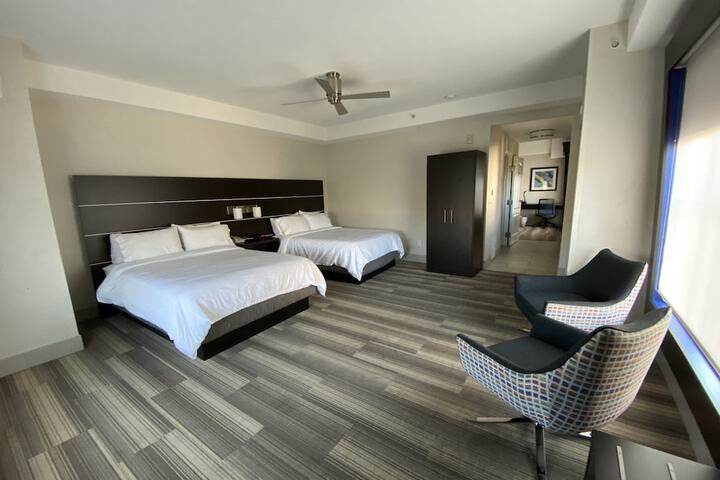 Room 57 of 78