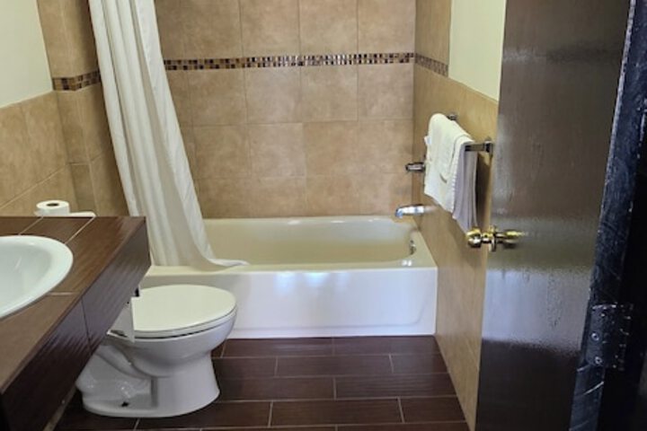 Room 12 of 35