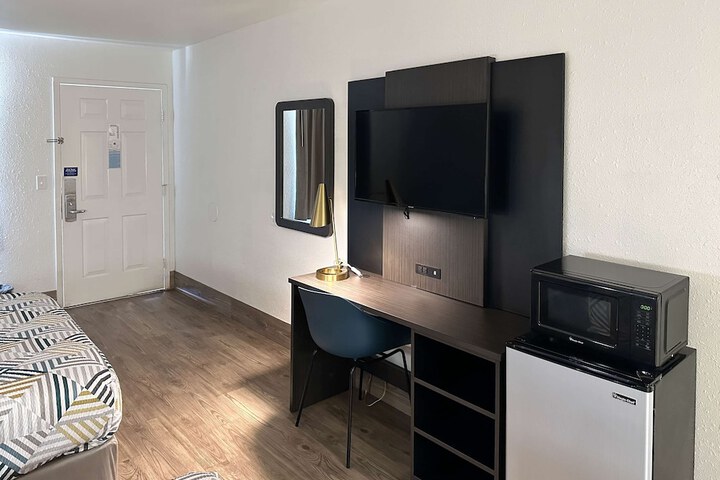 Room 47 of 50