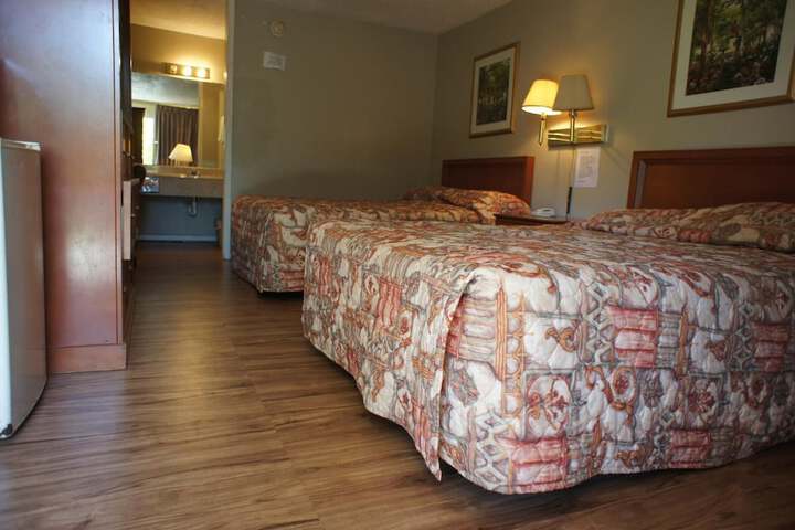 Room 14 of 18