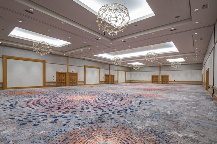 Signia by Hilton Diplomat Beach Resort