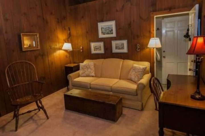 Arlingtons West Mountain Inn