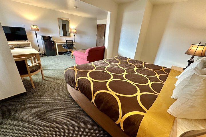 Room 18 of 46