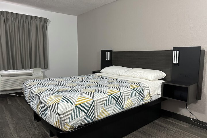 Room 36 of 40