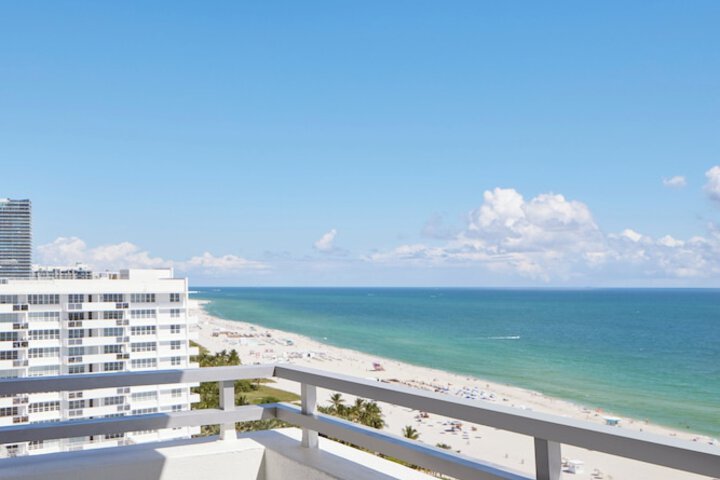 Loews Miami Beach Hotel – South Beach