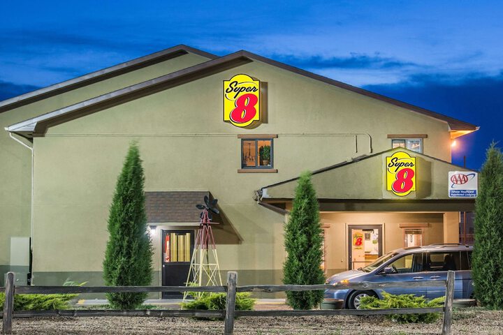 Hotel 1 of 35