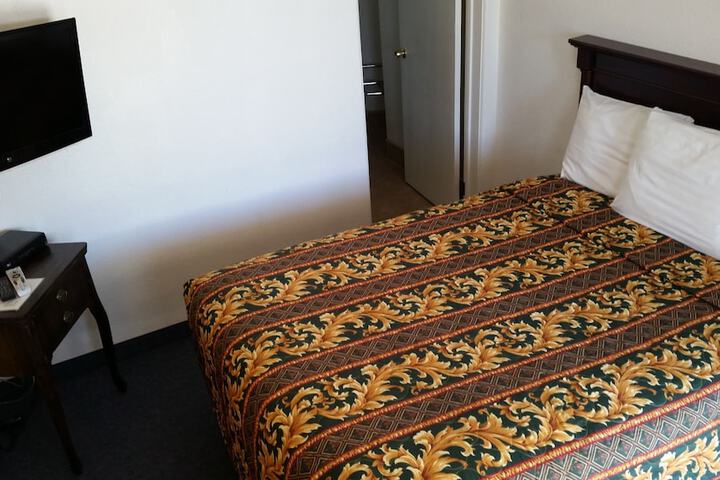 Room 20 of 44