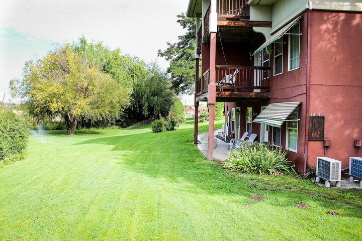Property Grounds 41 of 41
