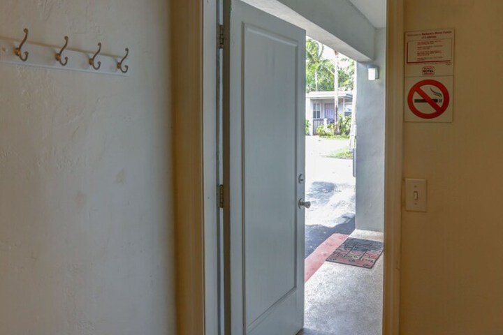 Room 15 of 26